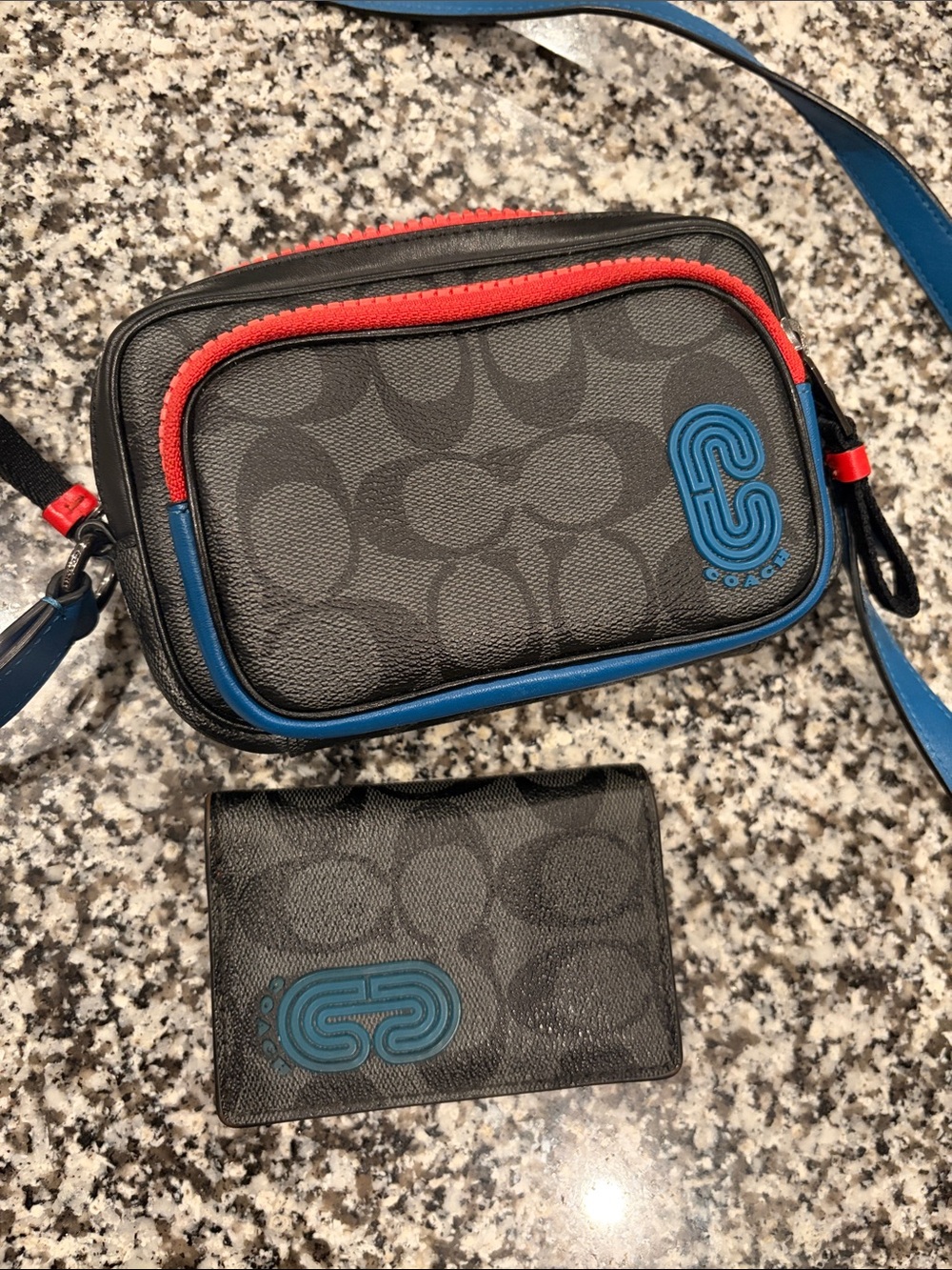 Coach Sig Double Zip Crossbody Bag multicolor /Wallet included. (Small) - Picture 8 of 8